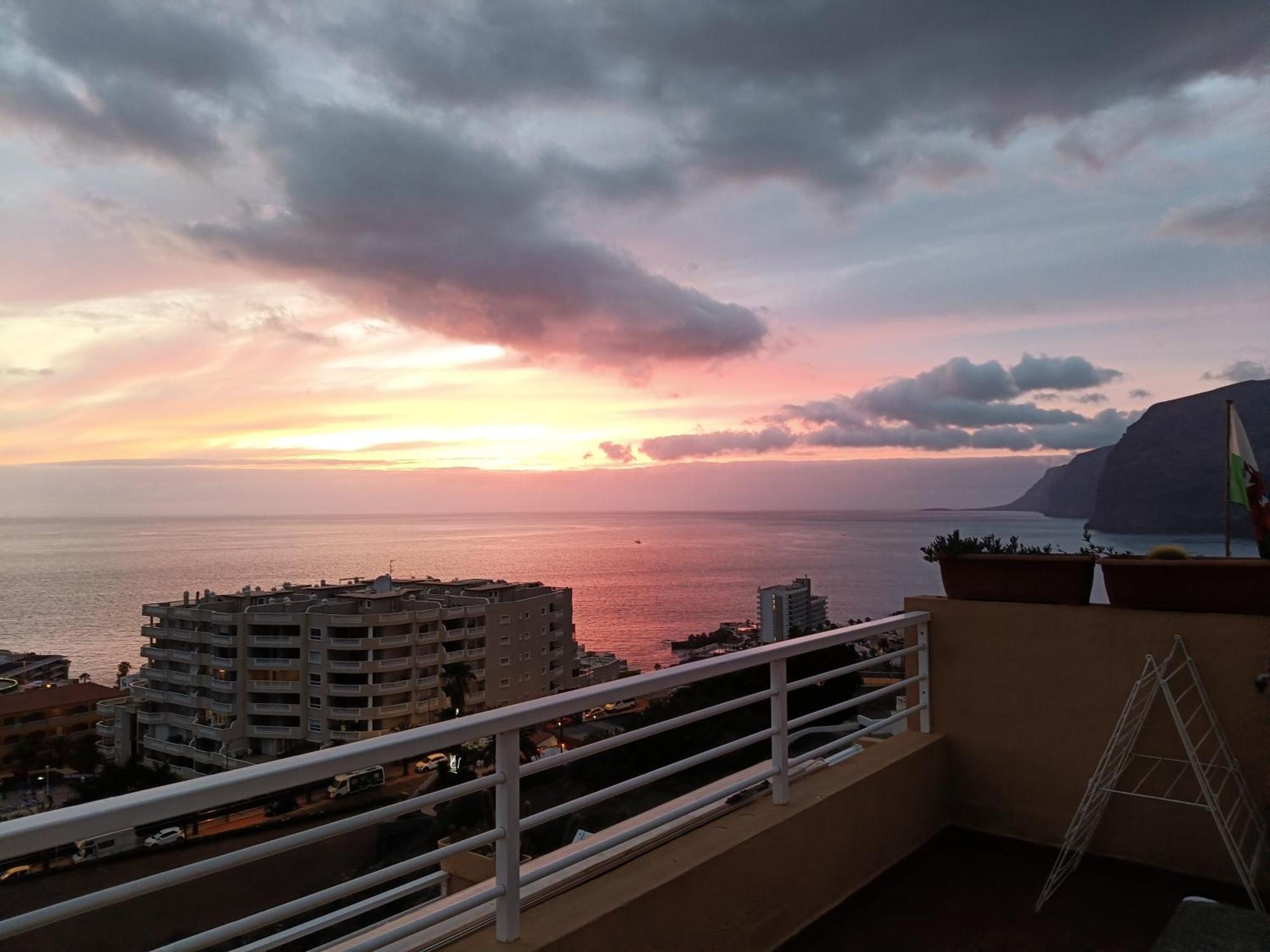 Panomaric Sea View - Sol Apartment Puerto de Santiago  Exteriér fotografie